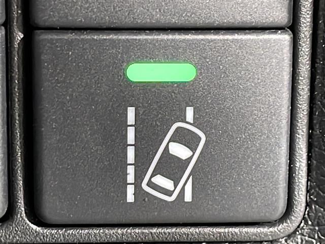 ステップワゴンスパーダ ｅ：ＨＥＶスパーダ　Ｇ・ＥＸ　ホンダセンシング　純正９型ナビ　全周囲カメラ　両側パワースライドドア　シートヒーター　衝突軽減ブレーキ　レーダークルコン　パーキングアシスト　パーキングセンサー　電動パーキングブレーキ　ＥＴＣ２．０　フルセグＴＶ（10枚目）