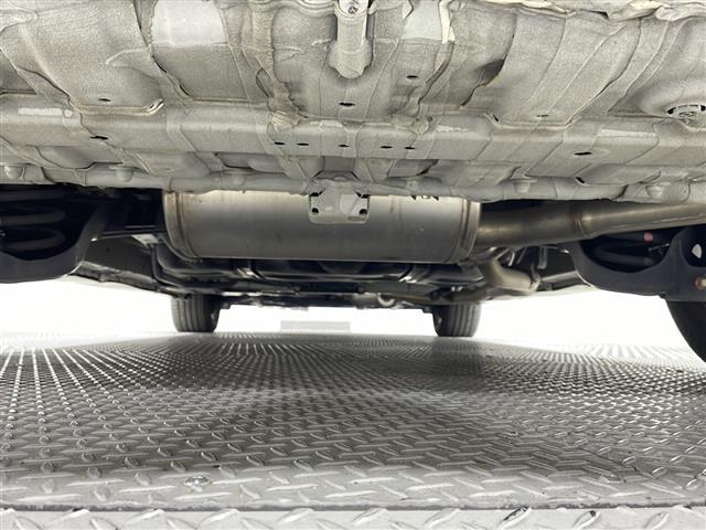 ステップワゴンスパーダ ｅ：ＨＥＶスパーダ　Ｇ・ＥＸ　ホンダセンシング　純正９型ナビ　全周囲カメラ　両側パワースライドドア　シートヒーター　衝突軽減ブレーキ　レーダークルコン　パーキングアシスト　パーキングセンサー　電動パーキングブレーキ　ＥＴＣ２．０　フルセグＴＶ（26枚目）