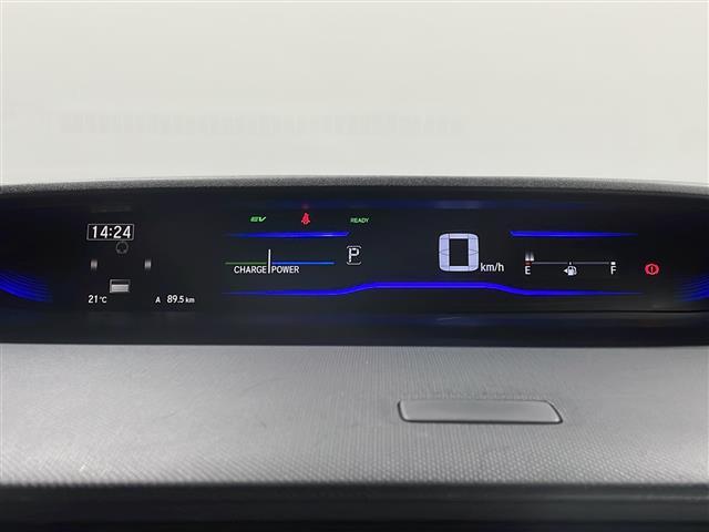 ステップワゴンスパーダ ｅ：ＨＥＶスパーダ　Ｇ・ＥＸ　ホンダセンシング　純正９型ナビ　全周囲カメラ　両側パワースライドドア　シートヒーター　衝突軽減ブレーキ　レーダークルコン　パーキングアシスト　パーキングセンサー　電動パーキングブレーキ　ＥＴＣ２．０　フルセグＴＶ（27枚目）