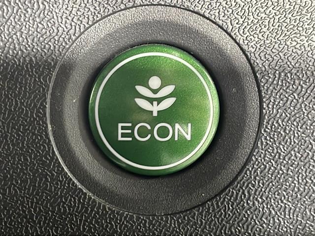 ステップワゴンスパーダ ｅ：ＨＥＶスパーダ　Ｇ・ＥＸ　ホンダセンシング　純正９型ナビ　全周囲カメラ　両側パワースライドドア　シートヒーター　衝突軽減ブレーキ　レーダークルコン　パーキングアシスト　パーキングセンサー　電動パーキングブレーキ　ＥＴＣ２．０　フルセグＴＶ（33枚目）