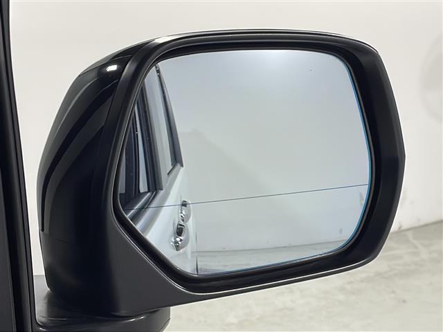 ステップワゴンスパーダ ｅ：ＨＥＶスパーダ　Ｇ・ＥＸ　ホンダセンシング　純正９型ナビ　全周囲カメラ　両側パワースライドドア　シートヒーター　衝突軽減ブレーキ　レーダークルコン　パーキングアシスト　パーキングセンサー　電動パーキングブレーキ　ＥＴＣ２．０　フルセグＴＶ（37枚目）