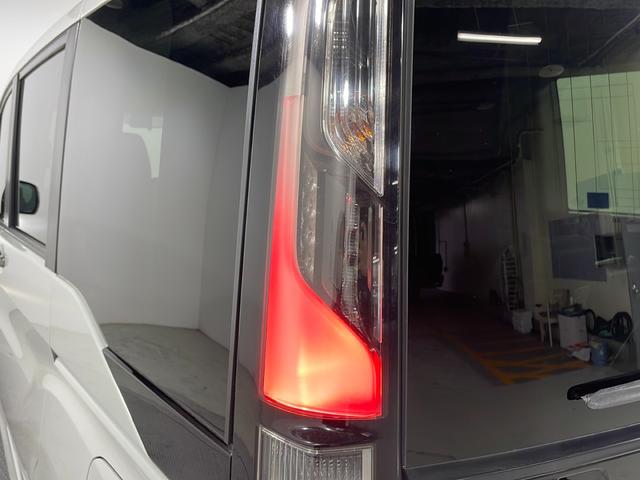 ステップワゴンスパーダ ｅ：ＨＥＶスパーダ　Ｇ・ＥＸ　ホンダセンシング　純正９型ナビ　全周囲カメラ　両側パワースライドドア　シートヒーター　衝突軽減ブレーキ　レーダークルコン　パーキングアシスト　パーキングセンサー　電動パーキングブレーキ　ＥＴＣ２．０　フルセグＴＶ（58枚目）