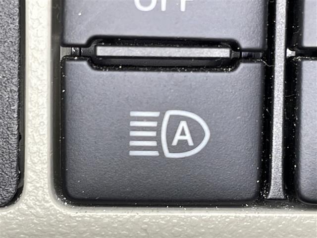 キャスト スタイルＧ　ＶＳ　ＳＡＩＩＩ　社外ナビ　全周囲カメラ　シートヒーター　衝突軽減ブレーキ　オートハイビーム　レーンキープアシスト　誤発進抑制機能　ＬＥＤヘッドランプ　純正１５インチＡＷ　ステアリングスイッチ　フルセグＴＶ　ドラレコ（8枚目）