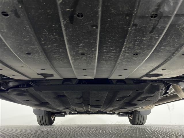 ヴェゼル ハイブリッド　純正ナビ　バックカメラ　レーダークルーズコントロール　パドルシフト　チップアップシート　レーンキープ　　オートライト　衝突軽減システム　ＬＥＤヘッドランプ　フォグランプ　Ｂｌｕｅｔｏｏｔｈ　ＥＴＣ（27枚目）