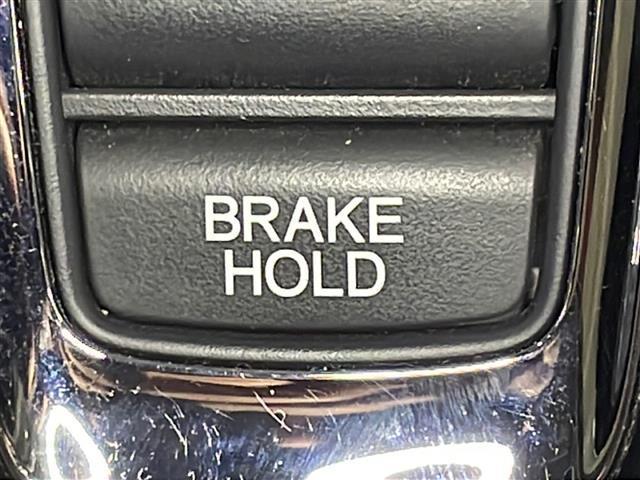 ヴェゼル ハイブリッド　純正ナビ　バックカメラ　レーダークルーズコントロール　パドルシフト　チップアップシート　レーンキープ　　オートライト　衝突軽減システム　ＬＥＤヘッドランプ　フォグランプ　Ｂｌｕｅｔｏｏｔｈ　ＥＴＣ（38枚目）