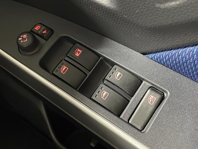 タンク カスタムＧ　純正ナビ　バックカメラ　シートヒーター　両側パワースライドドア　コーナーセンサー　衝突軽減　レーンキープ　オートハイビーム　踏み間違い防止　クルーズコントロール　ＬＥＤヘッドライト　Ｂｌｕｅｔｏｏｔｈ（45枚目）