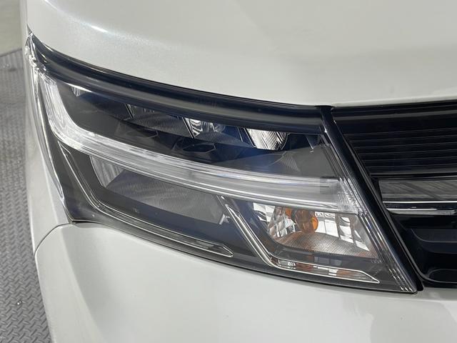 タンク カスタムＧ　純正ナビ　バックカメラ　シートヒーター　両側パワースライドドア　コーナーセンサー　衝突軽減　レーンキープ　オートハイビーム　踏み間違い防止　クルーズコントロール　ＬＥＤヘッドライト　Ｂｌｕｅｔｏｏｔｈ（60枚目）