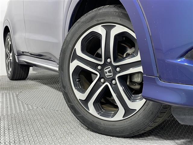 ヴェゼル ハイブリッドＺ・ホンダセンシング　禁煙　純正８型ナビ　バックカメラ　シートヒーター　衝突軽減ブレーキ　レーダークルコン　レーンキープアシスト　誤発進抑制機能　ＬＥＤヘッドランプ　オートライト　フルセグＴＶ　純正１７インチＡＷ　ＥＴＣ（18枚目）