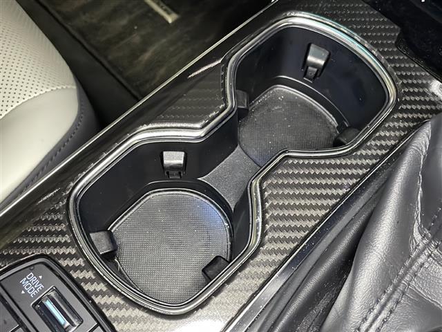 クラウンハイブリッド RSアドバンス 白革 純正12.3型ナビ レーダークルコン パワーシート シートベンチレーション 3眼LED 衝突軽減ブレーキ ヘッドアップディスプレイ 電動パーキングブレーキ Blu-ray フルセグ ETC(33枚目)