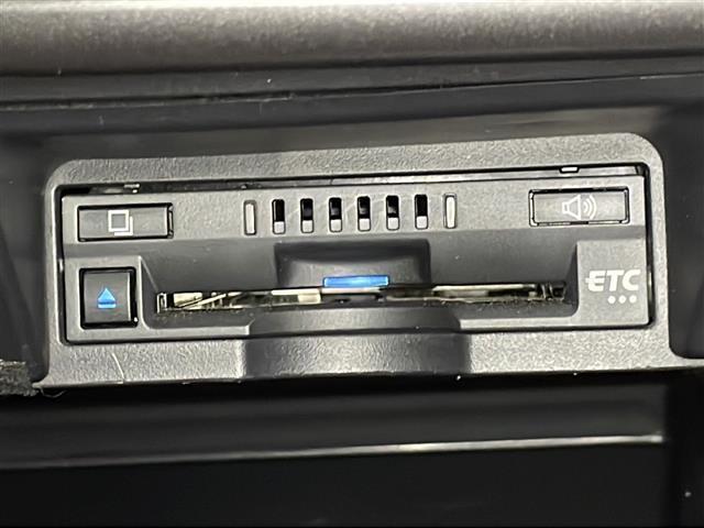 クラウンハイブリッド RSアドバンス 白革 純正12.3型ナビ レーダークルコン パワーシート シートベンチレーション 3眼LED 衝突軽減ブレーキ ヘッドアップディスプレイ 電動パーキングブレーキ Blu-ray フルセグ ETC(35枚目)