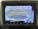 【バックモニター】後ろのカメラの映像をモニターに映し出すことができます!後方の見えない死角や、障害物との距離感をしっかり確認することができます!駐車が苦手な方におすすめです。