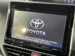 【純正９型ナビＮＳＺＴ−Ｙ６４Ｔ】専用設計で車内の雰囲気にマッチ！ナビ利用時のマップ表示は見やすく、いつものドライブがグッと楽しくなります！ 5