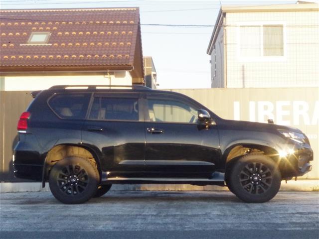 ランドクルーザープラド ＴＸ　Ｌパッケージ　マットブラックエディション（30枚目）