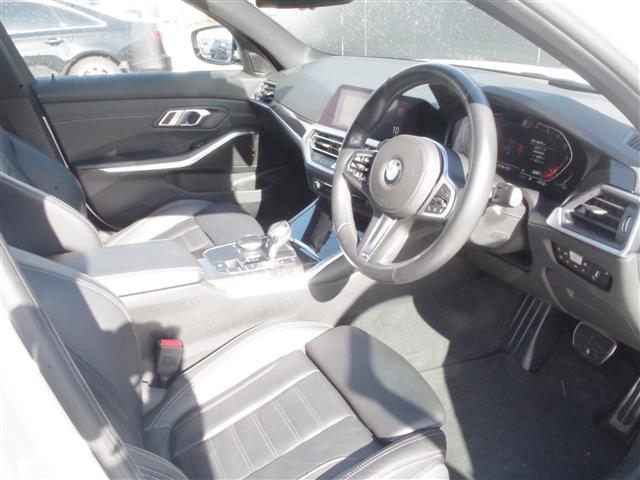 3シリーズ 320d xDrive Mスポーツ ハイラインPKG インテリジェントセーフティ LDW LCW ACC純正HDDナビ社外TVチュー ナー バックカメラ PDC 黒革シートパワーシート シートヒーター ヘッドアップD LEDライト(18枚目)