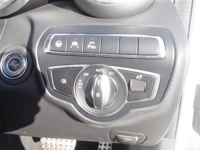 Cクラス C200 4マチックアバンギャルド AMGライン アクティブブレーキアシストレーンチェンジアシストブラインドスポットアテンションアシスト純正HDDナビフルセグTVバックカメラDSRC黒革シートパワーシートシートヒーターエアサスマルチビームLED(7枚目)