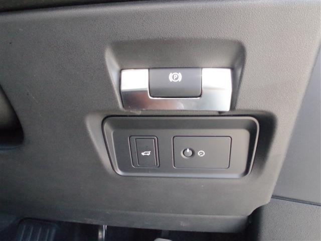 レンジローバーイヴォーク R-ダイナミック S ソウルパールシルバー(1CS)衝突回避エマージェンシーレーンキープステアリングアシストブラインドスポット純正ナビフルセグTV全方位カメラデジタルインナーミラーDSRCドラレコ黒革シート(7枚目)