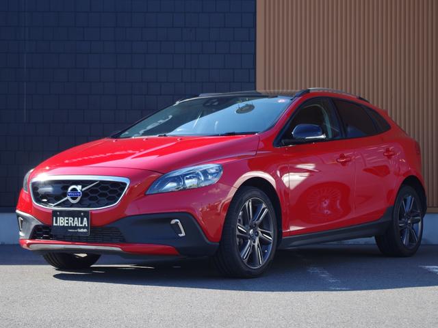 Ｖ４０ クロスカントリー　Ｔ３　アン　ミカセレクション　５０台限定車　ブラックレザーシートカバー　アダプティブクルーズコントロール　　サンルーフ　ブラインドスポットインフォメーション　バックカメラ　ＥＴＣ（33枚目）