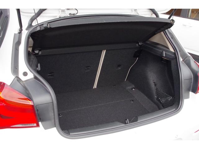 １シリーズ １１８ｄ　ファッショニスタ　特別仕様車　オイスターレザーシート　アダプティブクルーズコントロール　インテリジェントセーフティ　パークディスタンスコントロール　コンフォートアクセス　バックカメラ　純正ナビ　ドラレコ　ＥＴＣ（32枚目）