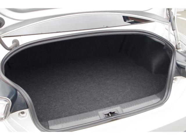 ８６ ＧＴ　２万キロ代　バックカメラ　純正ナビ（ＮＨＺＡ－Ｗ６１Ｇ）　ＥＴＣ　ＴＶ　Ｂｌｕｅｔｏｏｔｈ　ＭＴモード付　ＨＩＤヘッドライト　ＣＤ／ＤＶＤ再生可　純正１７インチアルミホイール　スマートキー（32枚目）
