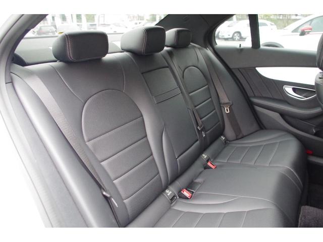 Ｃクラス Ｃ１８０　ローレウスエディション　ブラックレザーシート　アダプティブクルーズコントロール　レーダーセーフティパッケージ　パークセンサー　ブラインドスポットモニター　バックカメラ　純正ナビ　ドラレコ　ＥＴＣ　フルセグＴＶ　シートヒーター（28枚目）