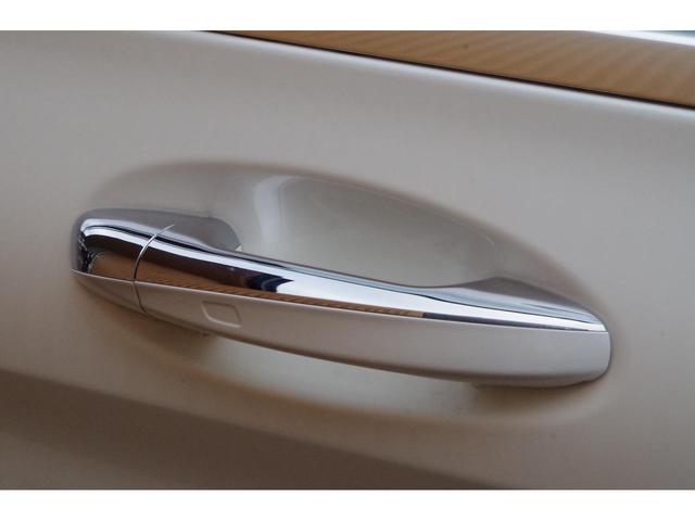 Ｃクラス Ｃ１８０　ローレウスエディション　ブラックレザーシート　アダプティブクルーズコントロール　レーダーセーフティパッケージ　パークセンサー　ブラインドスポットモニター　バックカメラ　純正ナビ　ドラレコ　ＥＴＣ　フルセグＴＶ　シートヒーター（41枚目）