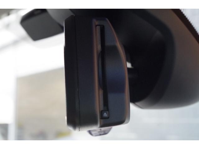 MINI クーパーD クラブマン レッドレザー調カバー アダプティブクルーズコントロール インテリジェントセーフティ ペッパーパッケージ パークディスタンコントロール コンフォートアクセス バックカメラ iDriveナビ ETC(17枚目)