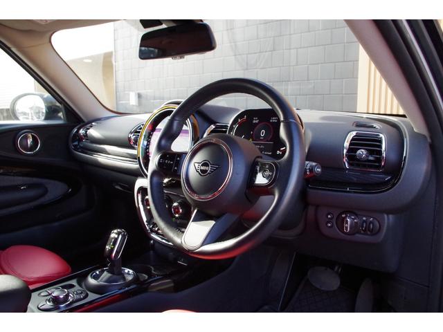 MINI クーパーD クラブマン レッドレザー調カバー アダプティブクルーズコントロール インテリジェントセーフティ ペッパーパッケージ パークディスタンコントロール コンフォートアクセス バックカメラ iDriveナビ ETC(18枚目)