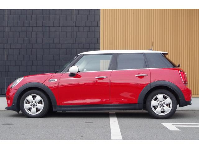 ＭＩＮＩ クーパー　アダプティブクルーズコントロール　インテリジェントセーフティ　ペッパーパッケージ　ヘッドアップディスプレイ　パークディスタンスコントロール　バックカメラ　純正ナビ　ドラレコ　ＥＴＣ　ＬＥＤヘッドライト（35枚目）