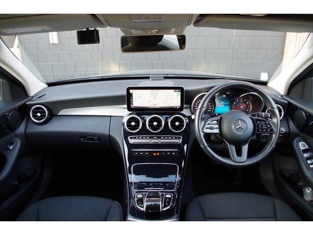 Ｃクラス Ｃ１８０　オートクルーズＣ　レーダーセーフティパッケージ　パークセンサー　ブラインドスポットモニター　バックカメラ　レーンキープアシスト　純ナビ　Ｃａｒｐｌａｙ　Ｂｌｕｅｔｏｏｔｈ　ＥＴＣ　ドラレコ（3枚目）