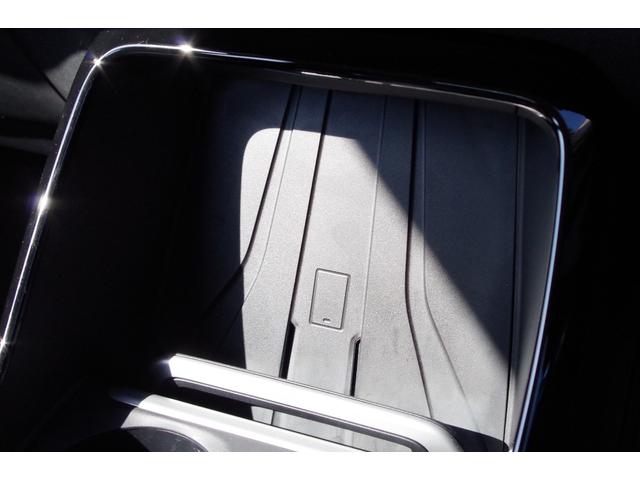 ２シリーズ ２１８ｄアクティブツアラー　エクスクルーシブ　ブラックレザーシート　ＡＣＣ　インテリジェントＳＦ　ＨＵＤ　ＣａｒＰｌａｙ　ＰＤＣ　ブラインドスポットモニター　コンフォートアクセス　全周囲カメラ　純正ナビ　ＥＴＣ　シートヒーター　ワイヤレス充電（20枚目）