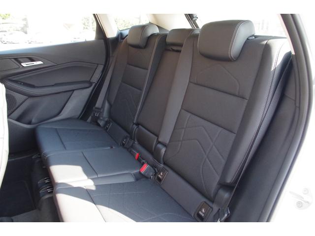 ２シリーズ ２１８ｄアクティブツアラー　エクスクルーシブ　ブラックレザーシート　ＡＣＣ　インテリジェントＳＦ　ＨＵＤ　ＣａｒＰｌａｙ　ＰＤＣ　ブラインドスポットモニター　コンフォートアクセス　全周囲カメラ　純正ナビ　ＥＴＣ　シートヒーター　ワイヤレス充電（32枚目）