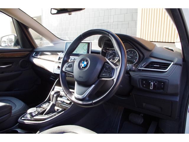 2シリーズ 218dアクティブツアラー ラグジュアリー ブラックレザーシート インテリジェントセーフティ コンフォートパッケージ パークディスタンスコントロール バックカメラ iDriveナビ ドラレコ ETC シートヒーター シートポジションメモリー機能(20枚目)