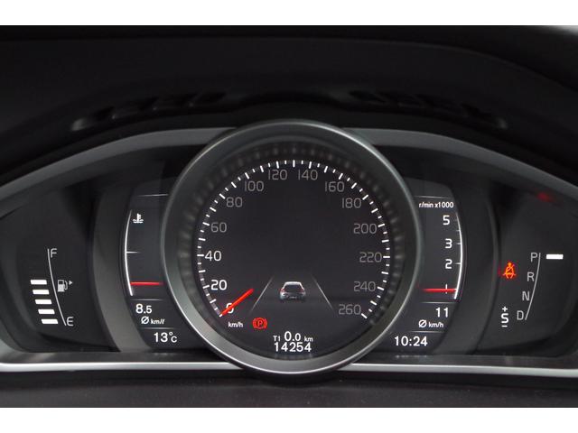 V40 D4 インスクリプション ブラックレザーシート アダプティブクルーズコントロール インテリセーフ harman/kardon パークセンサー ブラインドスポットモニター バックカメラ 純正ナビ ドラレコ ETC シートHI(9枚目)
