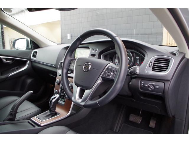 V40 D4 インスクリプション ブラックレザーシート アダプティブクルーズコントロール インテリセーフ harman/kardon パークセンサー ブラインドスポットモニター バックカメラ 純正ナビ ドラレコ ETC シートHI(23枚目)