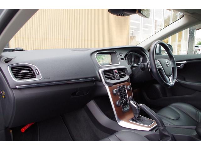 V40 D4 インスクリプション ブラックレザーシート アダプティブクルーズコントロール インテリセーフ harman/kardon パークセンサー ブラインドスポットモニター バックカメラ 純正ナビ ドラレコ ETC シートHI(27枚目)