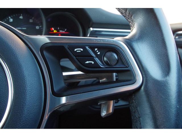 マカン マカン ブラックハーフレザーシート アダプティブクルーズコントロール CarPlay パワーステアリングプラス ブラインドスポットモニター 全周囲カメラ 純正ナビ ETC ティンテッドLEDテールライト!!!(8枚目)