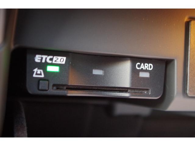 Ａ５スポーツバック ４０ＴＦＳＩスポーツ　１オーナー　黒革シート　ＡＣＣ　ラグジュアリーＰＫＧ　アシスタンスＰＫＧ　マトリクスＬＥＤ　バーチャルコックピット　ＣａｒＰｌａｙ　ＢＳＭ　全周囲カメラ　純正ナビ　ドラレコ　ＥＴＣ　フルセグＴＶ（22枚目）