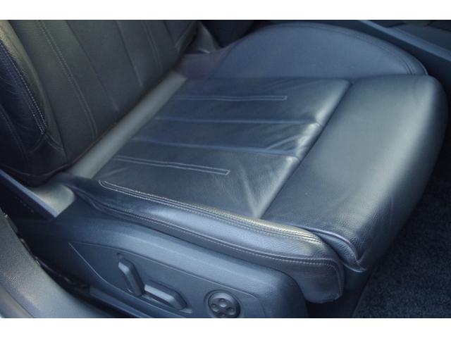 Ａ５スポーツバック ４０ＴＦＳＩスポーツ　１オーナー　黒革シート　ＡＣＣ　ラグジュアリーＰＫＧ　アシスタンスＰＫＧ　マトリクスＬＥＤ　バーチャルコックピット　ＣａｒＰｌａｙ　ＢＳＭ　全周囲カメラ　純正ナビ　ドラレコ　ＥＴＣ　フルセグＴＶ（28枚目）