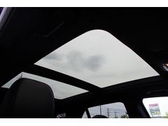 ＢＭＷ、メルセデス、アウディといったドイツのプレミアムブランドをはじめとした、各種輸入車ブランドを同時に比較することができます。 3