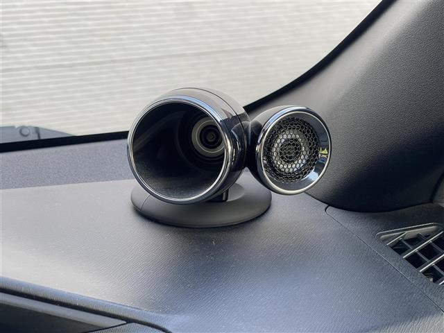 アクア G GRスポーツ・17インチパッケージ GR本革巻きステアリング GRボディーストライプ 純正SDナビ フルセグTV Bluetooth バックカメラ シートヒーター クルーズコントロール ETC Aライト Aハイビーム LKA(19枚目)