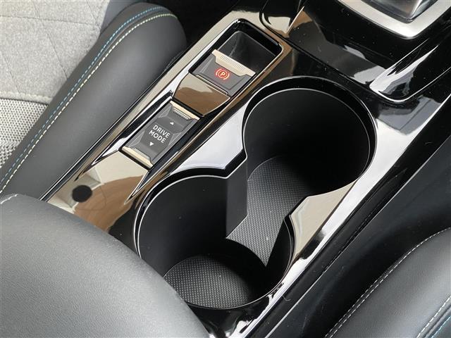 208 GTライン 純正ディスプレイオーディ AppleCarPlay AndoroidoAuto アルカンターラ ブラインドスポットモニター 全方位カメラ クルーズコントロール ETC Aライト レーンキープアシスト(15枚目)