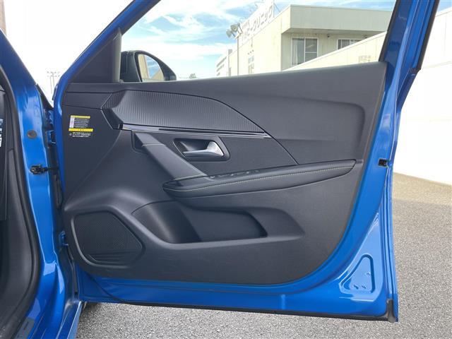 208 GTライン 純正ディスプレイオーディ AppleCarPlay AndoroidoAuto アルカンターラ ブラインドスポットモニター 全方位カメラ クルーズコントロール ETC Aライト レーンキープアシスト(22枚目)