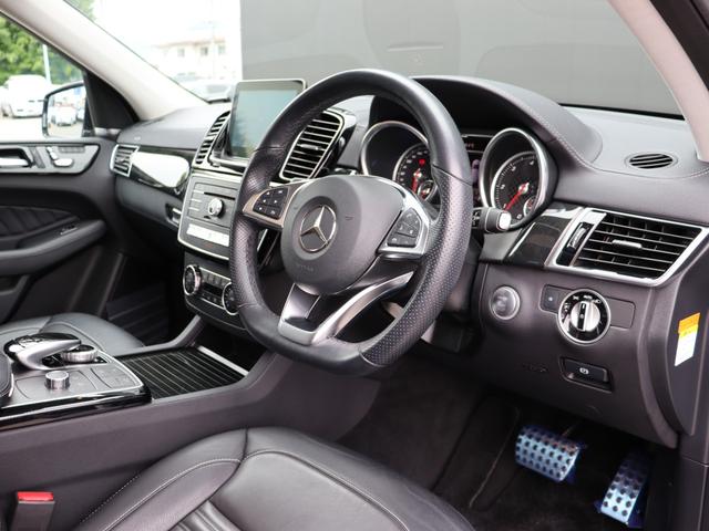 ＧＬＥ ＧＬＥ３５０ｄ　４マチックスポーツ　黒革シート　パノラマサンルーフ　純正ナビＴＶ　３６０°カメラ　ＣａｒＰｌａｙ　ｈａｒｍａｎ／ｋａｒｄｏｎディストロニック　衝突軽減Ｂ　ＬＫＡ　ＢＳＭ　パーキングＡ　パワーシート／ヒーター　純正２０ＡＷ（15枚目）