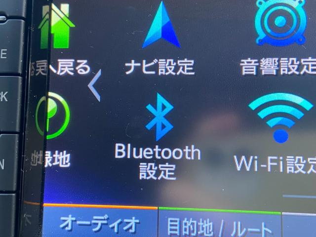 ザ・ビートル デザイン　純正メモリナビ　バックカメラ　Ｂｌｕｅｔｏｏｔｈ　ＣＤ　ＤＶＤ　フルセグＴＶ　クルコン　ブラインドスポットディテクション　スマートキー　プッシュスタート　キセノン　前後フォグ　ＥＴＣ　純正１６ＡＷ（13枚目）