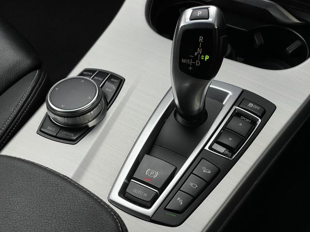 Ｘ３ ｘＤｒｉｖｅ　２０ｄ　Ｍスポーツ　黒革　ＡＣＣ　インテリジェントＳ　コンフォートＡ　純正ＨＤＤナビ　フルセグ　Ａライト　ＨＩＤヘッド　電動Ｒゲート　レーンキープ　ブラインドスポット　衝突軽減Ｂ　前席シートＨ　社外ＡＷ付スタッドレス積（20枚目）