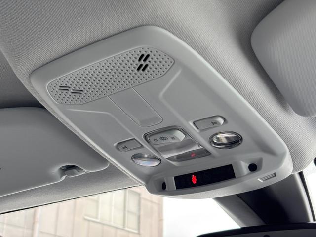 ２０８ アリュール　ワンオーナー　アクティブセーフティＢ　ＡＣＣ　純正ディスプレイオーディオ　ＡｐｐｌｅＣａｒＰｌａｙ　ＡｎｄｒｏｉｄＡｕｔｏ　Ｂｌｕｅｔｏｏｔｈ　Ｂカメラ　半革　ワイヤレスチャージ　パーキングセンサー（21枚目）