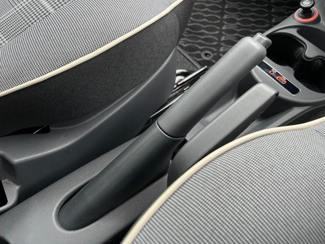 ５００ １．２　ポップ　半革　ＵＳＢ　ＡＵＸ　ＡＭ　ＦＭ　Ｂｌｕｅｔｏｏｔｈ　ＣＩＴＹモード　純正フロアマット　ＥＴＣ　リモコンキー（16枚目）