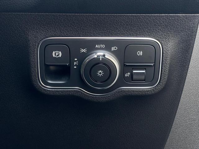 ＧＬＢ ＧＬＢ２００ｄ　ＡＭＧライン　法人ワンオーナー　レーダーセーフティＰＫＧ　　ＡＣＣ　ＬＫＡ　ＢＳＡ　パノラミックスライディングルーフ　３６０°カメラ　ワイヤレスチャージ　パドルシフト　電動テールゲート　ＬＥＤヘッドライト　ＥＴＣ（25枚目）