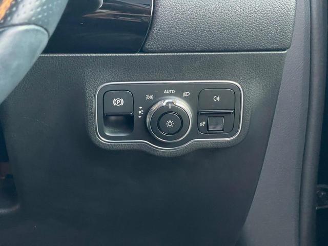 ＧＬＡクラス ＧＬＡ２００ｄ　４マチック　ＡＭＧライン　Ｐサンルーフ　ナビＰＫＧ　アドバンスドＰ　純正メモリナビ　全周囲Ｃ　フルセグ　ＢＴ　アンビエントＬ　黒半革　シートヒーター　パワーシート　マルチＢＬＥＤ　Ａハイビーム　電動リアゲート　スペアＫ　保証書（25枚目）