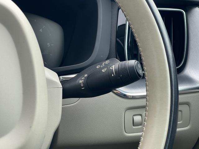 XC60 D4 AWD モーメンタム ワンオーナー 白革シートH 純正メモリナビフルセグBT AppleCarPlay 自動駐車 自動発車 衝突回避 CTA ACC アダプティブベンディングライト LKA BLIS(10枚目)